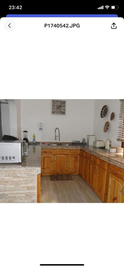 Ogumka, Self Catering , Beoliere, Mahe 호텔 빅토리아 외부 사진
